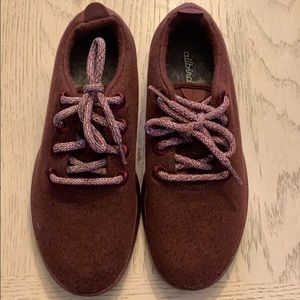 allbirds maroon